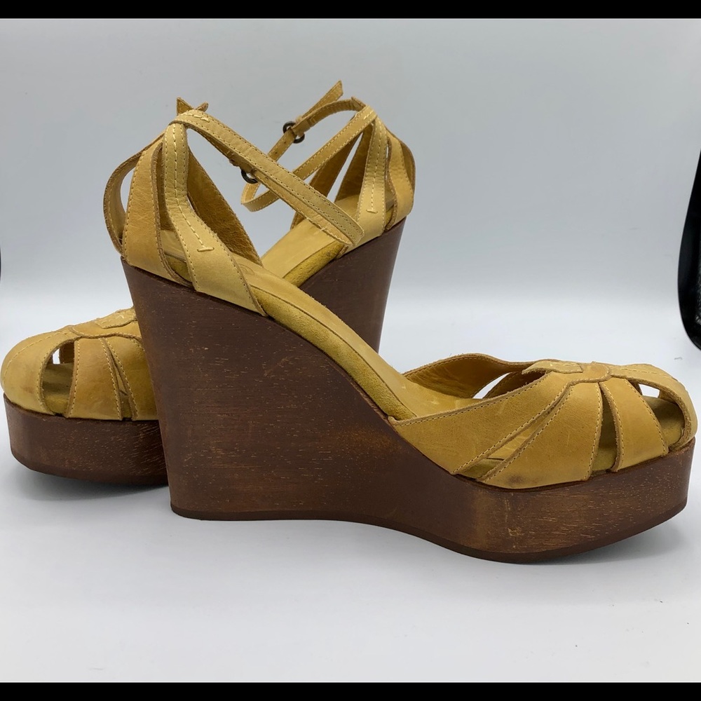 joie wedged heels